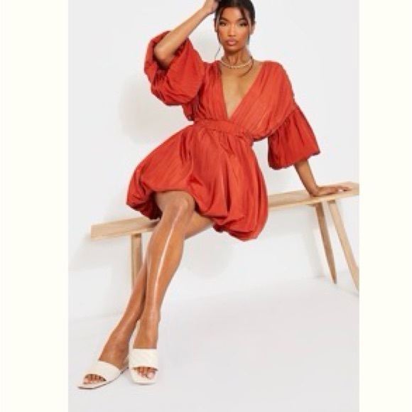 PrettyLittleThing Orange Puff Sleeve Dress - Picture 3 of 4